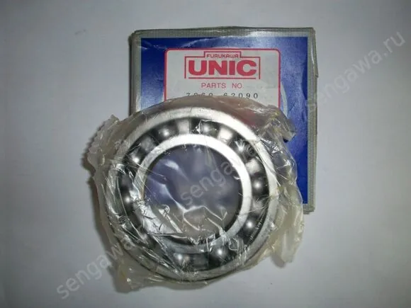 Шариковый подшипник вала редуктора поворота UNIC UR330/340