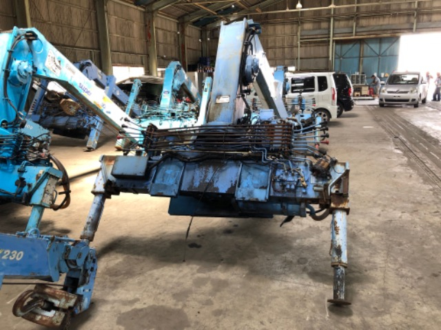 TADANO ZF303